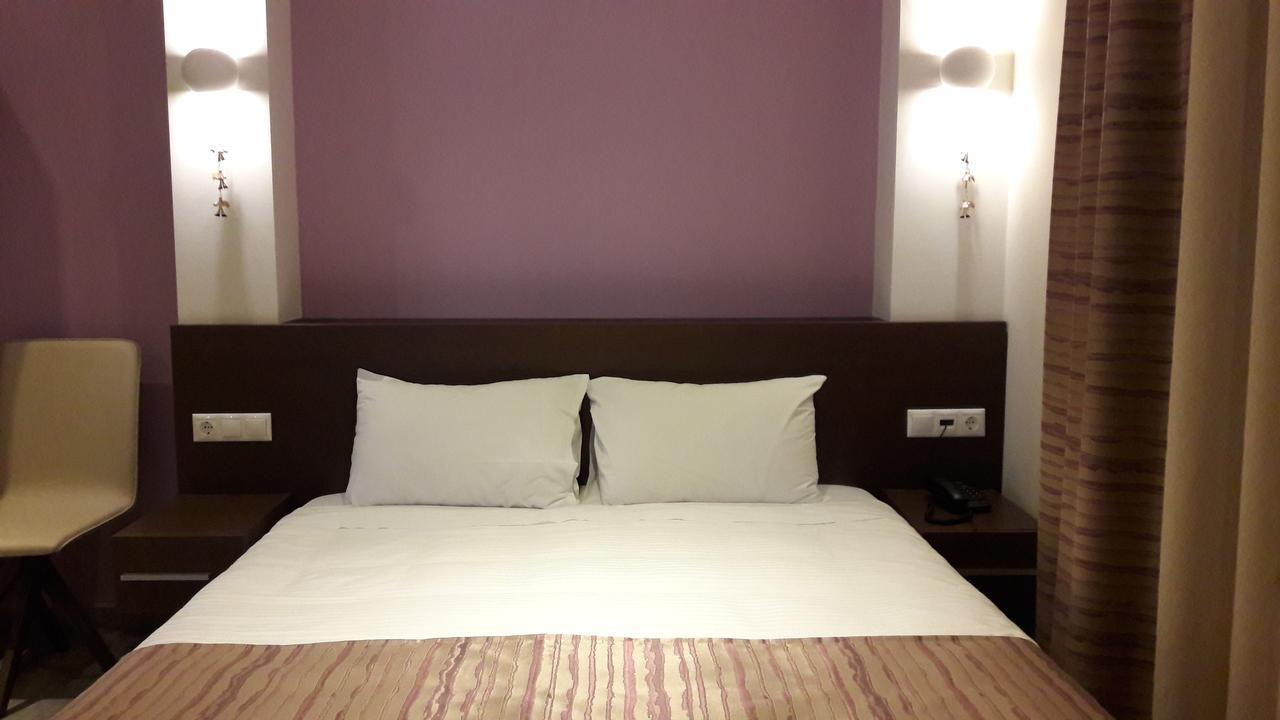 Angels Aparthotel Hermione Buitenkant foto